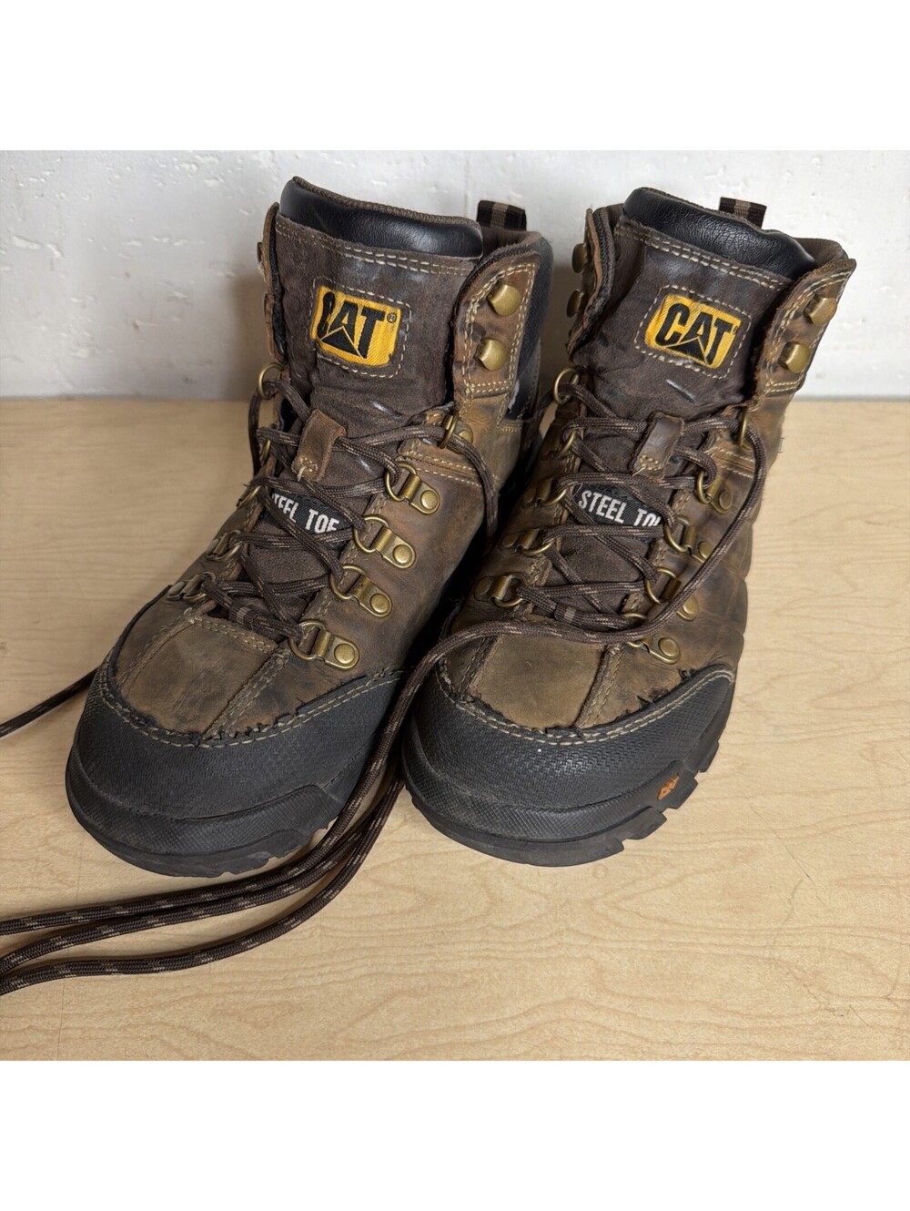 Caterpillar Men’s Brown Leather Waterproof Steel Toe Boots P90935 Size 8